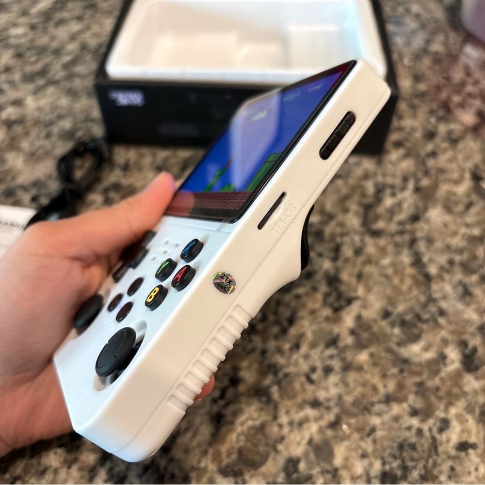 22K Games Retro Handheld Game Console 64GB- White NIB - Picture 7 of 10
